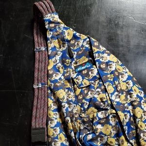 Kavu Bags - Kavu backpack with flowers Kavu Bags - Kavu backpack with flowers